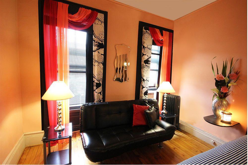 Gasthuis The International Cozy 3*